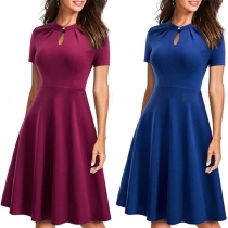 Elegant Solid Color Short Sleeve Round Neck Dress