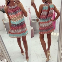 Fashion Sleeveless Round Neck Wavy-stripe Printed Dress