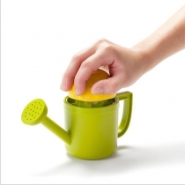 Creative Style Watering Pot Shaped Lemon Juicer
