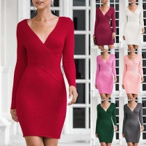 Sexy Deep V-neck Long Sleeve Solid Color Slim Fit Knit Dress