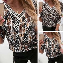 Fashion Half Sleeve V-neck Leopard Printed T-shirt