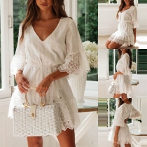 Sexy V-neck Trumpet Sleeve Lace Spliced Dress