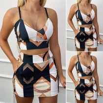 Sexy Backless V-neck Printed Sling Crop Top + Shorts Two-piece Set