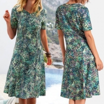 Fresh Style Short Sleeve V-neck Printed Dress