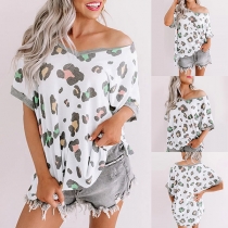 Fashion Short Sleeve V-neck Leopard Printed T-shirt
