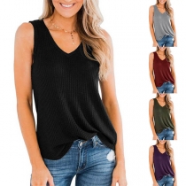 Simple Style Sleeveless V-neck Solid Color Tank Top