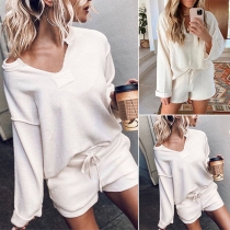 Fashion Solid Color Long Sleeve V-neck Top + Shorts Two-piece Set