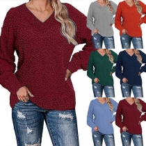 Simple Style Solid Color V-Neck Long Sleeve Plush Top