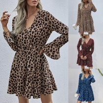 Sexy V-neck Trumpet Sleeve Leopard Printed Dress