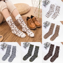 Fashion Contrast Color Leopard Printed Socks
