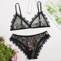 Sexy See-through Gauze Embroidered Underwear Lingerie Set