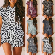 Casual Style Short Sleeve Leoaprd Printed Top + Shorts Two-piece Set