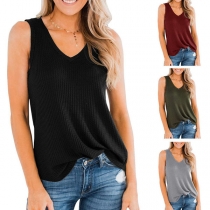 Simple Style Sleeveless V-neck Solid Color Casual Tank Top