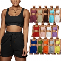 Sports Style Sleeveless Round Neck Solid Color Crop Top + Shorts Two-piece Set