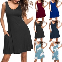 Simple Style Sleeveless V-neck High Waist Solid Color Beach Dress