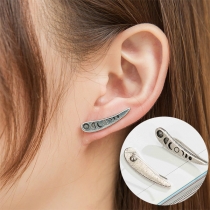 Retro Style Silver-tone Wolf Tooth Shaped Stud Earrings