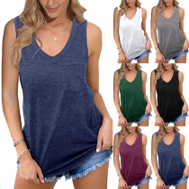Casual Style Sleeveless V-neck Side-slit Solid Color Loose Tank Top