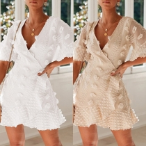 Sexy V-neck Trumpet Sleeve Ruffle Hem 3D Lace Flower Spliced Dress