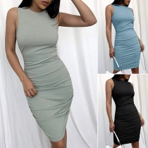 Simple Style Sleeveless Round Neck Solid Color Slim Fit Knit Dress