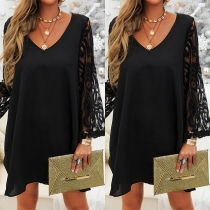 Sexy Lace Spliced Trumpet Sleeve V-neck Solid Color Loose Dress