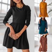 Simple Style Long Sleeve Round Neck High Waist Solid Color Dress