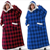 Fashion Contrast Color Long Sleeve Hooded Plaid TV Blanket Wearable Flannel Blanket