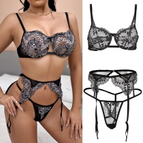 Sexy Hollow Out Lace Spliced Lingerie Three-piece Set