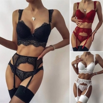 Sexy Solid Color Eyelashes Lace Trim Three-piece Lingerie Set