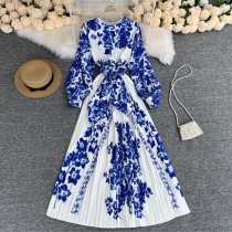 Vintage Contrast Color Blue and White Porcelain Print Half Sleeves Bodycon Dress