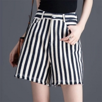Black and White Stripe Rolled Up High Waist Short Pants Trousers