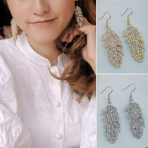 Elegant leaf woman earrings
