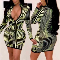 Fashion Contrast Color Slim Fit Long Sleeve Over-hip Dress