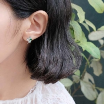  Fresh Style Leaf-shaped Stud Earrings 