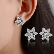 Fashion Solid Color Snowflake Shaped Diamante Ear Stud