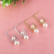 Fashion Imitation Pearl Inlaid Alloy Earrings 
