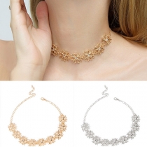 Fashion Rhinestone Inlaid Alloy Choner Necklace 