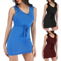 Sexy V-neck Sleeveless Solid Color Slim Fit Dress