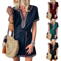 Fashion Short Sleeve V-neck Printed Dress