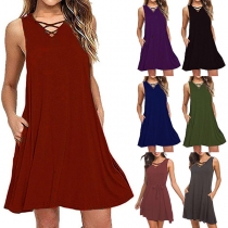 Simple Style Sleeveless V-neck Solid Color Dress