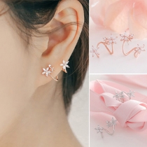 Fashion Rhinestone Flower Arcuate Stud Earrings