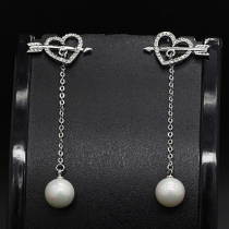Fashion Style Heart-Shaped Pearl Pendant Earrings