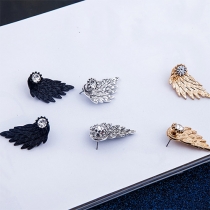 Retro Crystal Angel Wings Feather Shaped Puncture Earring