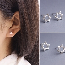Fashion Geometric Star Shaped Stud Earring