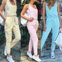 Fashion Solid Color Sleeveless Round Neck Slim Fit Jumpsuit