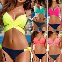 Sexy Contrast Color Crossover Halter Bikini Set