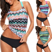 Sexy Backless Wavy Striped Printed Swimming Top