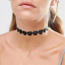Simple Style Heart-shaped Choker Necklace