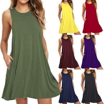 Simple Style Sleeveless Round Neck Solid Color Dress