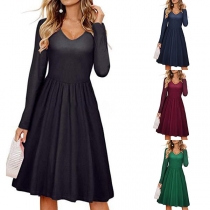 Sexy Backless V-neck Long Sleeve Solid Color Dress