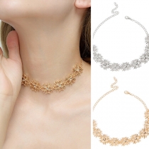 Bohemian Style Rhinestone Inlaid Snowflake Choker Necklace